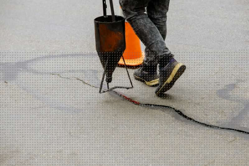 Asphalt Crack Sealing
